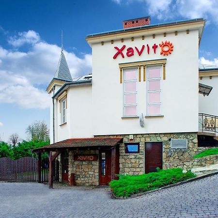 Xavito Panzió Sanok Kültér fotó